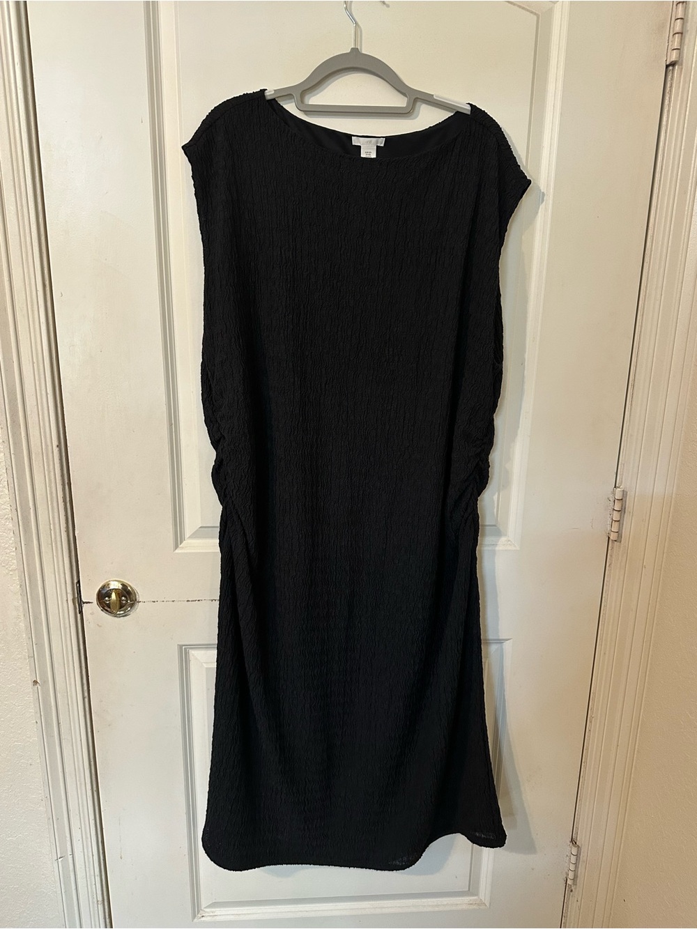 H&M Black Textured Midi Dress with Cap Sleeves